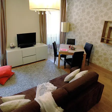 Aparthotel Residenza Al Saraceno Rome
